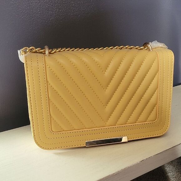 Handbags - Yellow Quilted Shoulder Bag With Gold Chain Strap